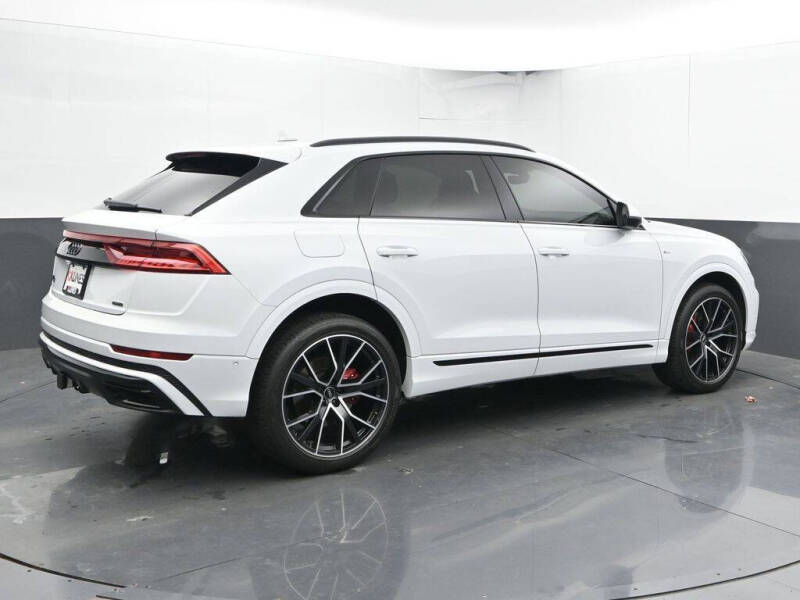 2022 Audi Q8 quattro Premium Plus 55 TFSI