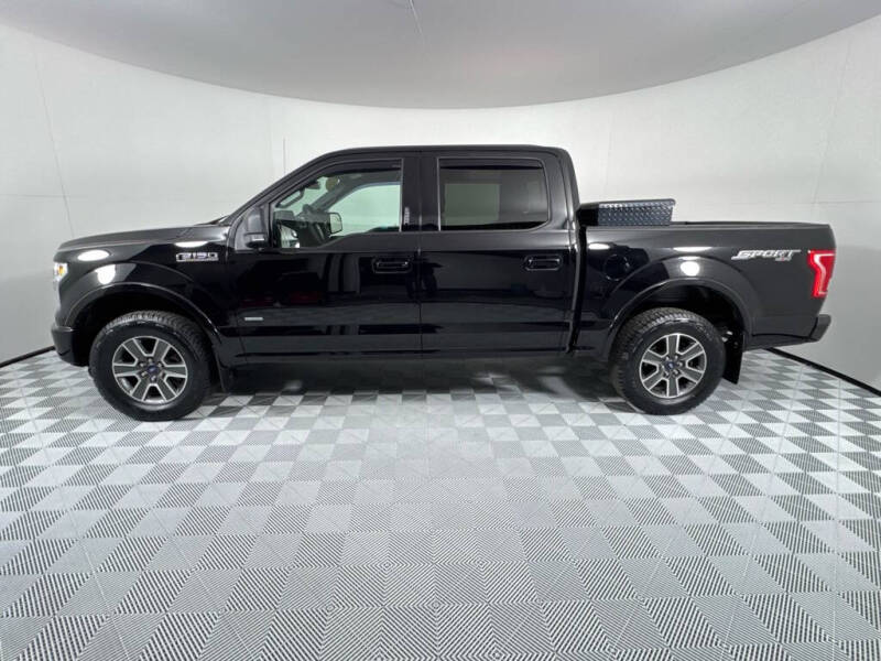 2016 Ford F-150 XLT photo 9