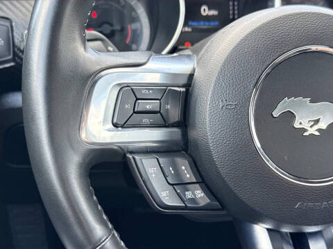 2022 Ford Mustang EcoBoost