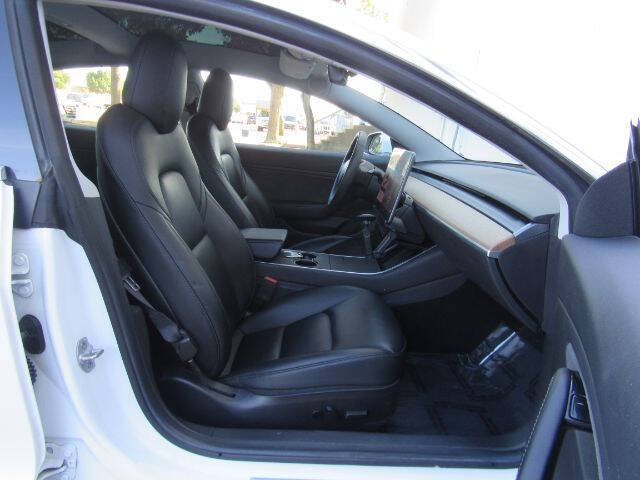 2019 Tesla Model 3 Standard Range