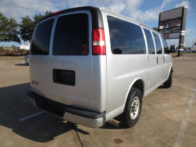 2016 Chevrolet Express LT 2500