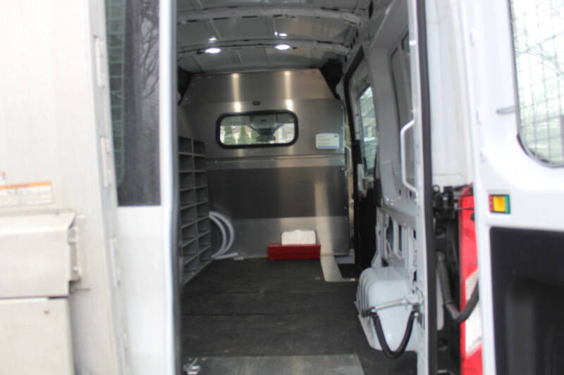 2023 Ford Transit 250