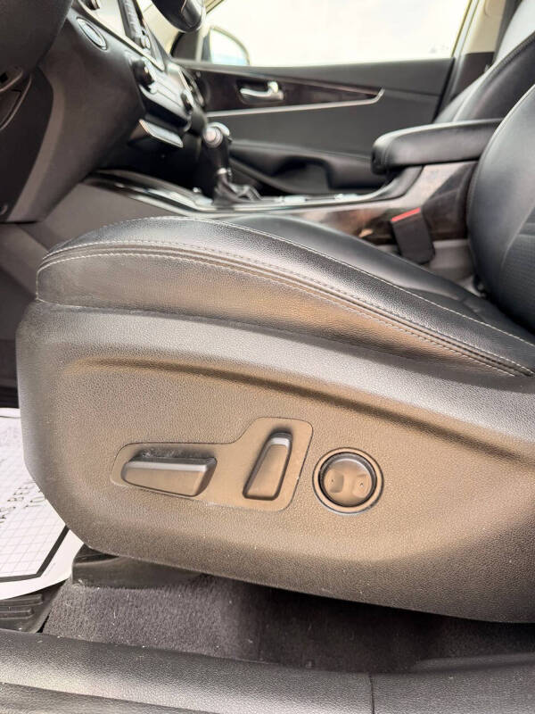 2018 Kia Sorento EX V6