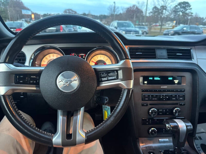 2011 Ford Mustang V6 Premium