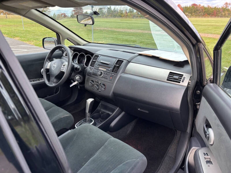2011 Nissan Versa 1.8 S