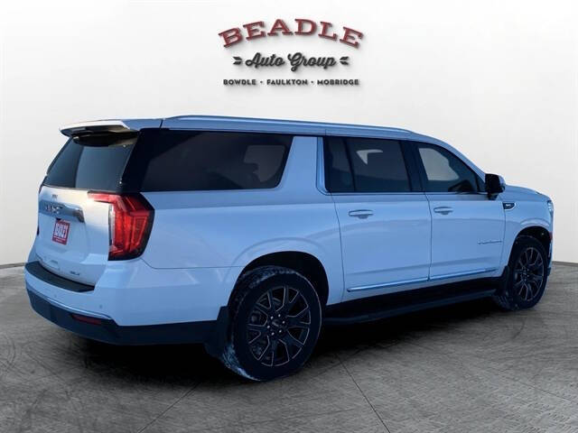 2023 GMC Yukon XL SLT