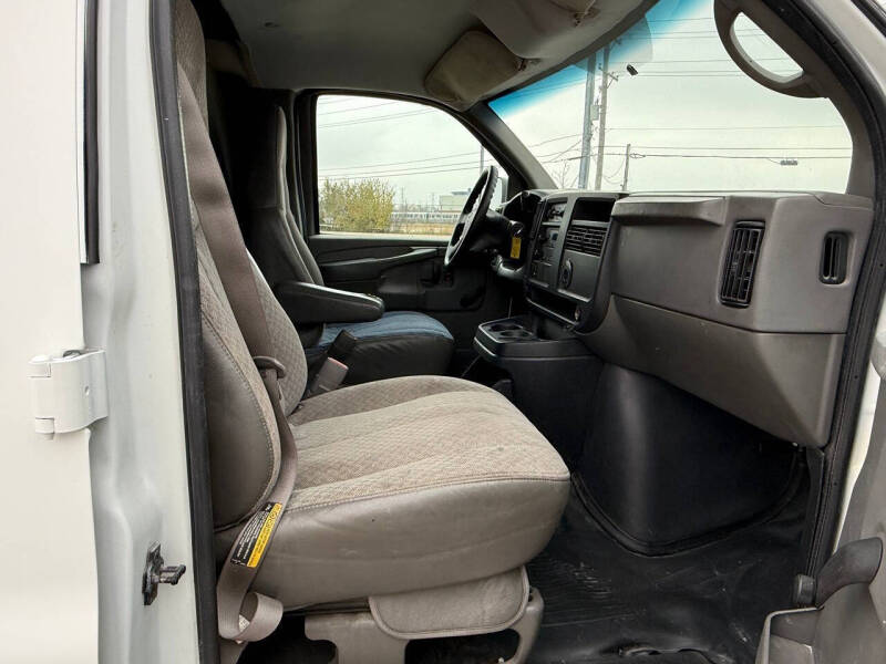 2004 Chevrolet Express 2500