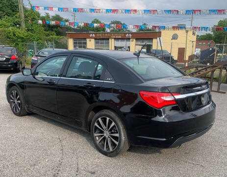 2014 Chrysler 200 Touring