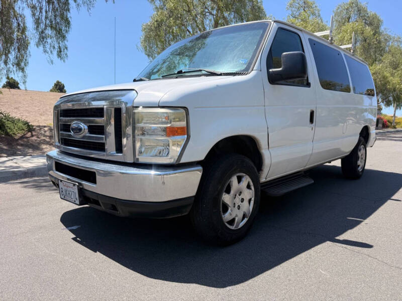 2013 Ford E-Series E-350 SD XLT