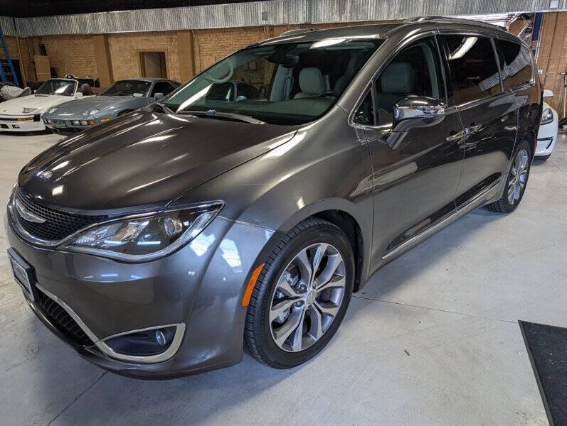 2017 Chrysler Pacifica Limited