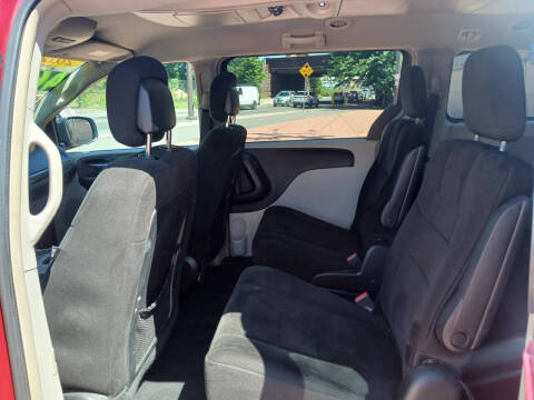 2012 Dodge Grand Caravan Crew