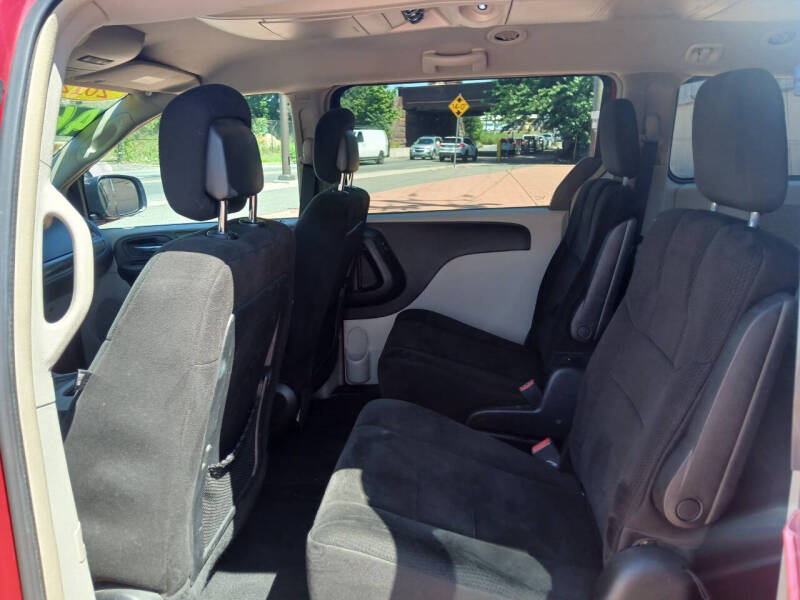 2012 Dodge Grand Caravan Crew
