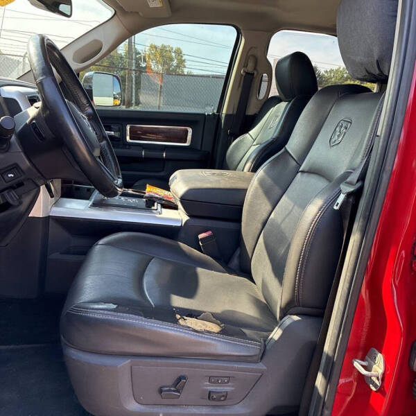 2012 RAM 1500 Laramie