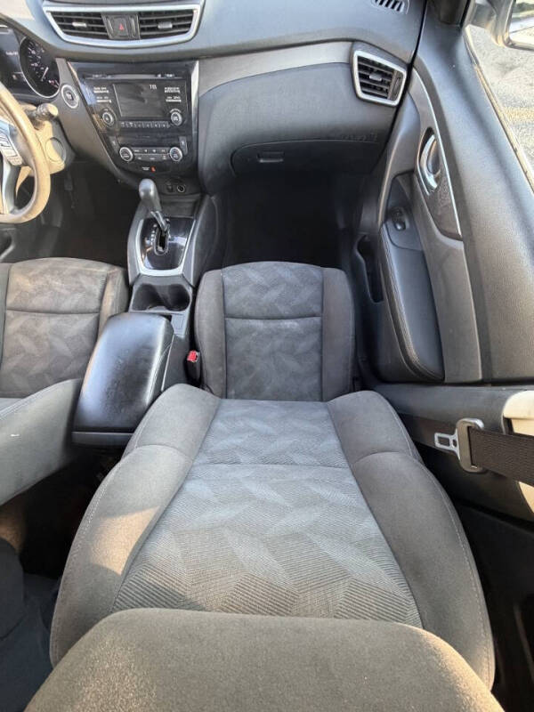 2015 Nissan Rogue SV