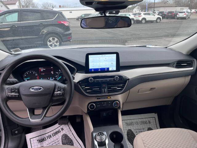 2022 Ford Escape SE
