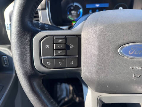 2022 Ford F-150 Lightning XLT