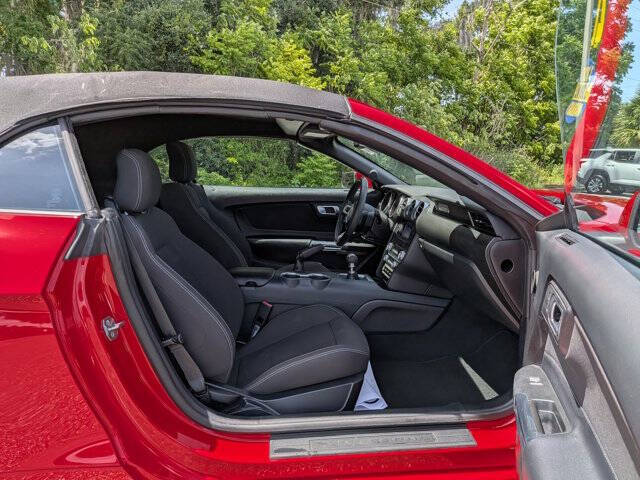 2021 Ford Mustang EcoBoost