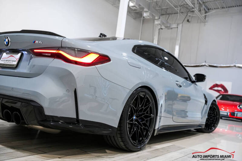 2022 BMW M4