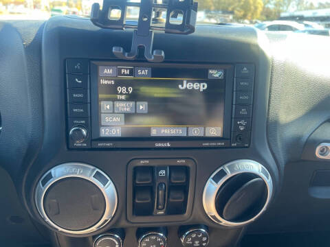 2013 Jeep Wrangler Unlimited Sahara