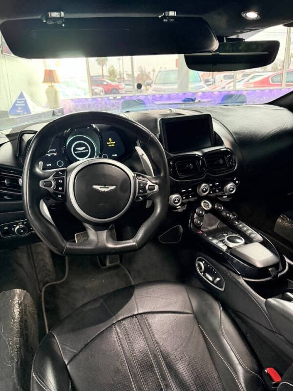 2020 Aston Martin Vantage