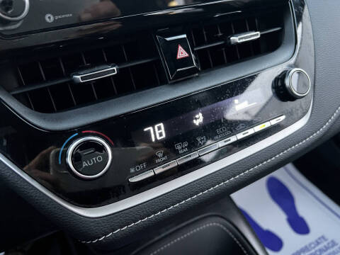 2022 Toyota Corolla Hatchback SE