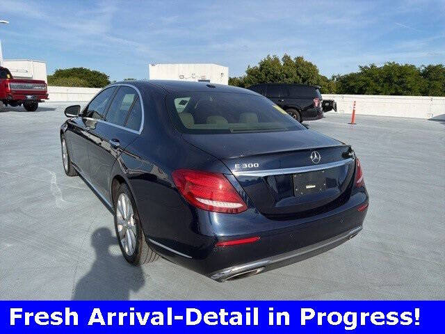 2017 Mercedes-Benz E-Class E 300 4MATIC