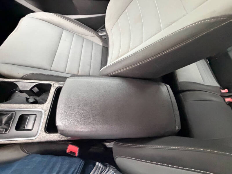 2019 Ford Escape S
