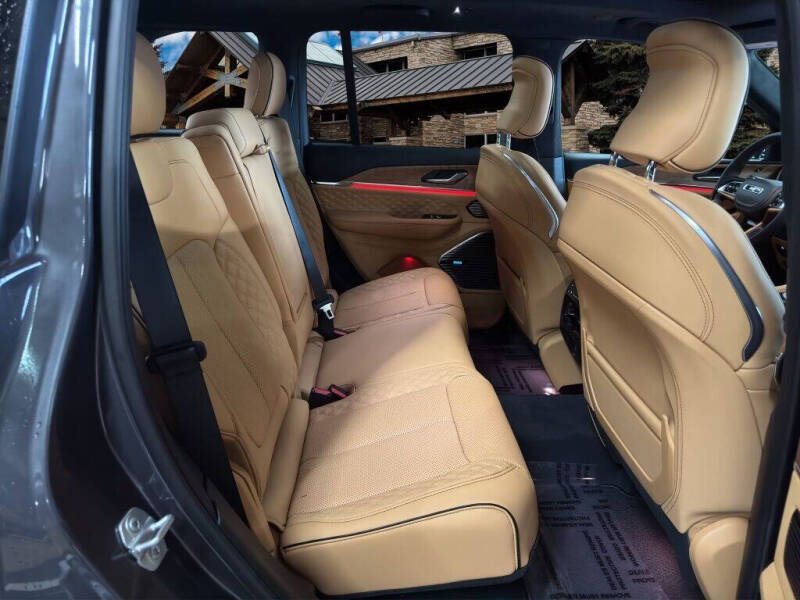 2025 Jeep Grand Cherokee Summit