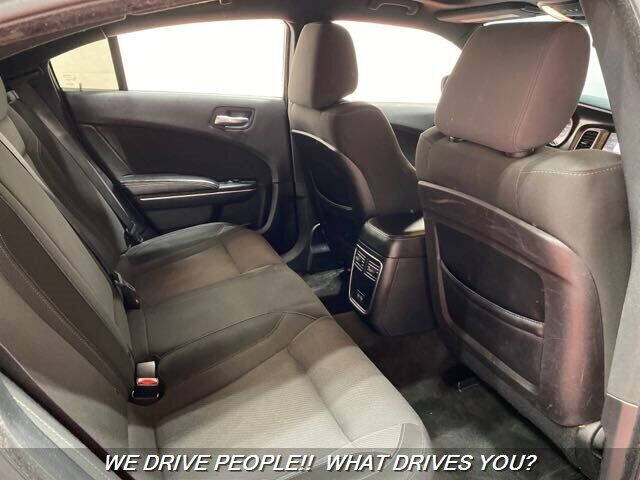 2015 Dodge Charger SXT