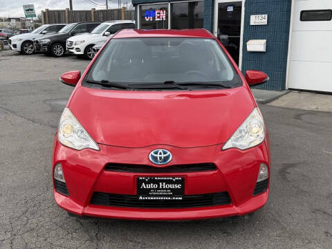 2013 Toyota Prius c Two