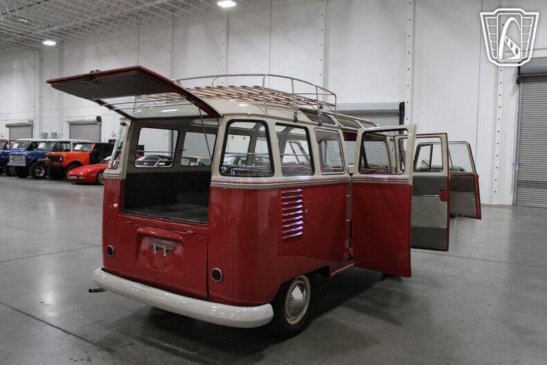 1961 Volkswagen Bus