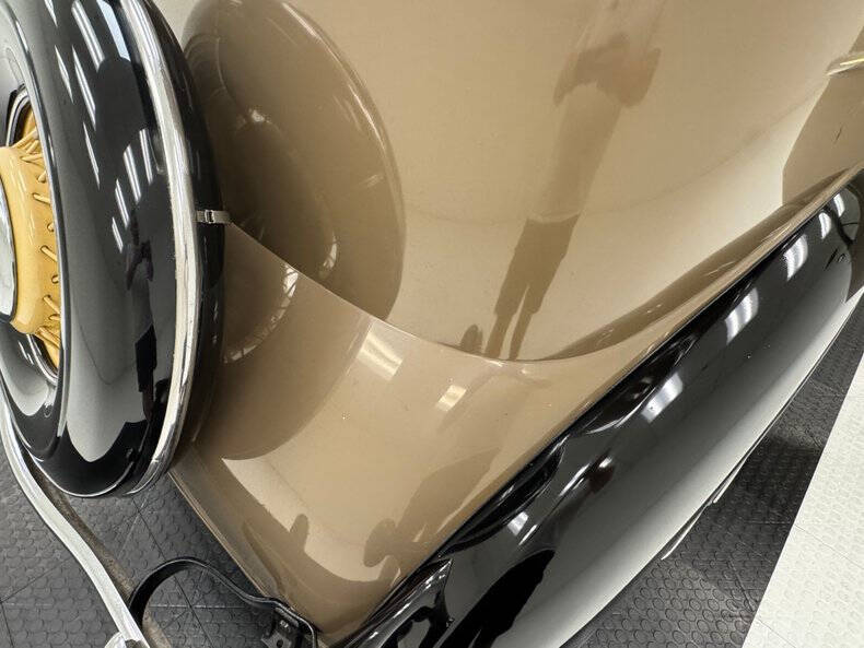 1935 Chevrolet Master Deluxe