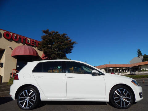 2016 Volkswagen Golf TSI SE