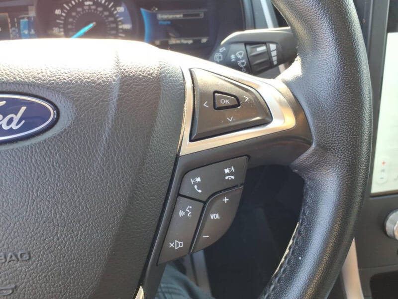 2023 Ford Edge SEL