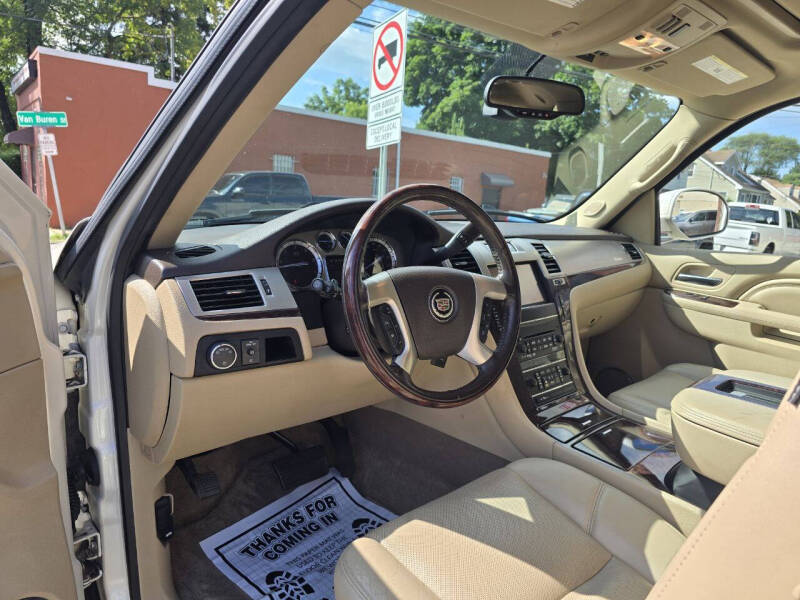 2013 Cadillac Escalade Luxury