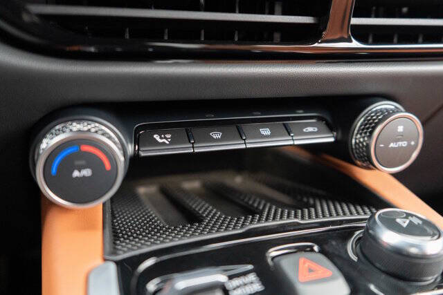 2025 Lotus Emira V6 Base