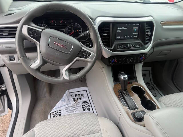 2017 GMC Acadia SLE-1