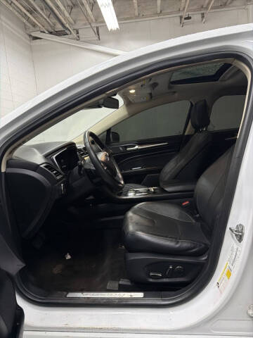 2020 Ford Fusion Titanium