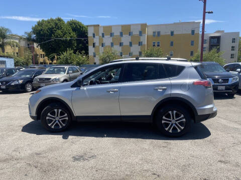 2017 Toyota RAV4 LE