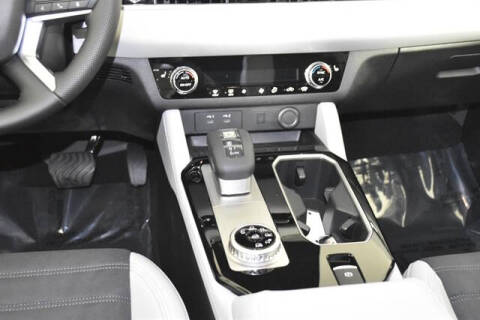 2025 Mitsubishi Outlander PHEV SE