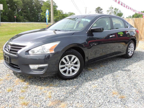 2013 Nissan Altima for sale at Cars Plus in Fruitland MD