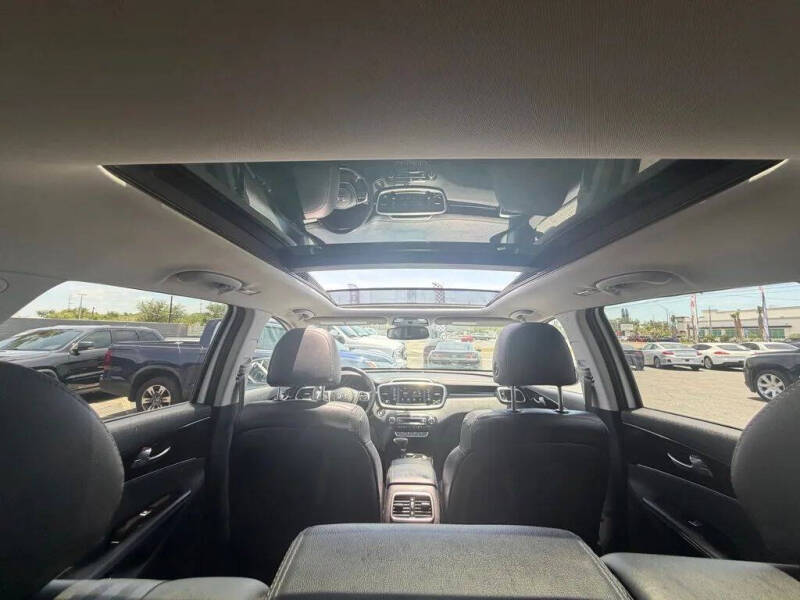 2020 Kia Sorento EX V6