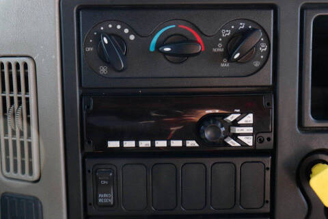 2018 International DuraStar 4300
