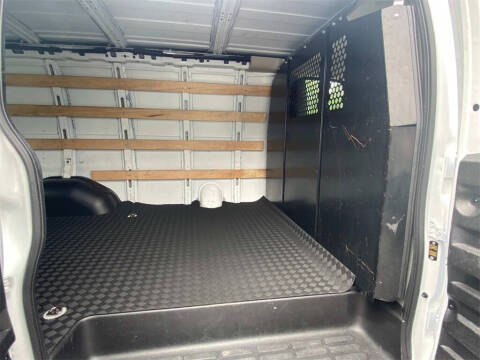 2023 Chevrolet Express 2500