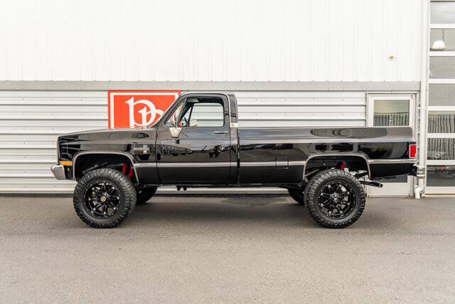 1985 Chevrolet C/K 20 Series 33
