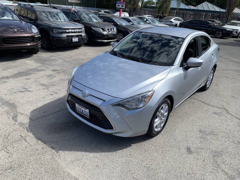 2017 Toyota Yaris iA