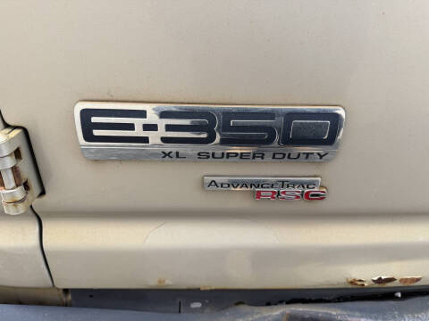 2009 Ford E-Series E-350 SD XLT