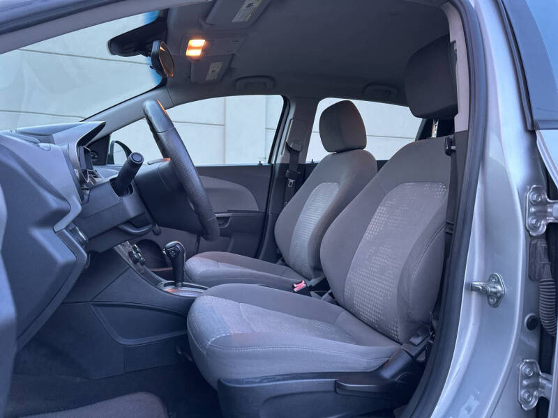 2012 Chevrolet Sonic LS
