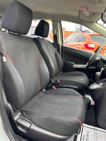 2013 Mazda MAZDA2 Touring
