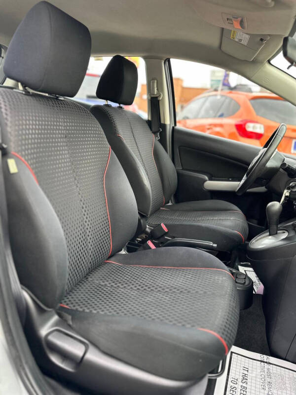 2013 Mazda MAZDA2 Touring